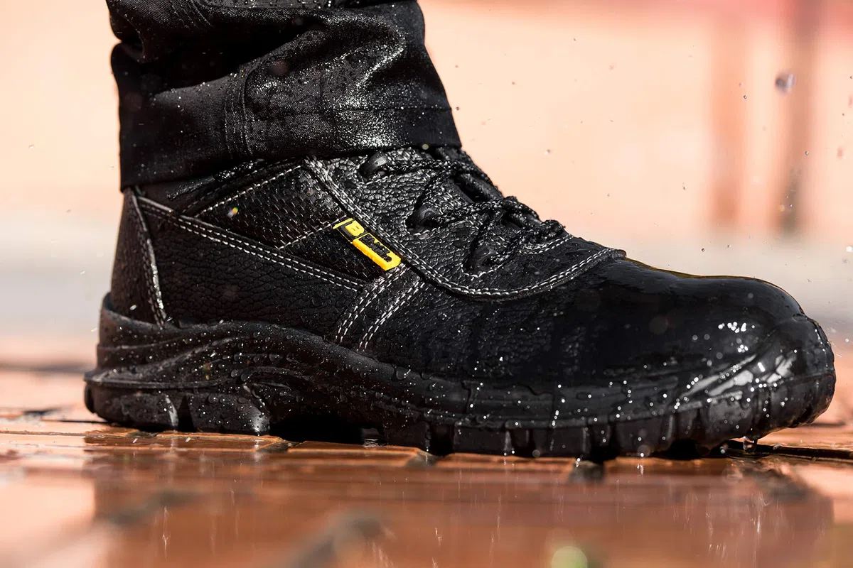 BLACK HAMMER Botas de Seguridad de Cuero para Hombres Puntera de acero Protección de Entresuela Impermeable S3 SRC Calzado de Trabajo al Tobillo de Cuero 1007 (41 EU)