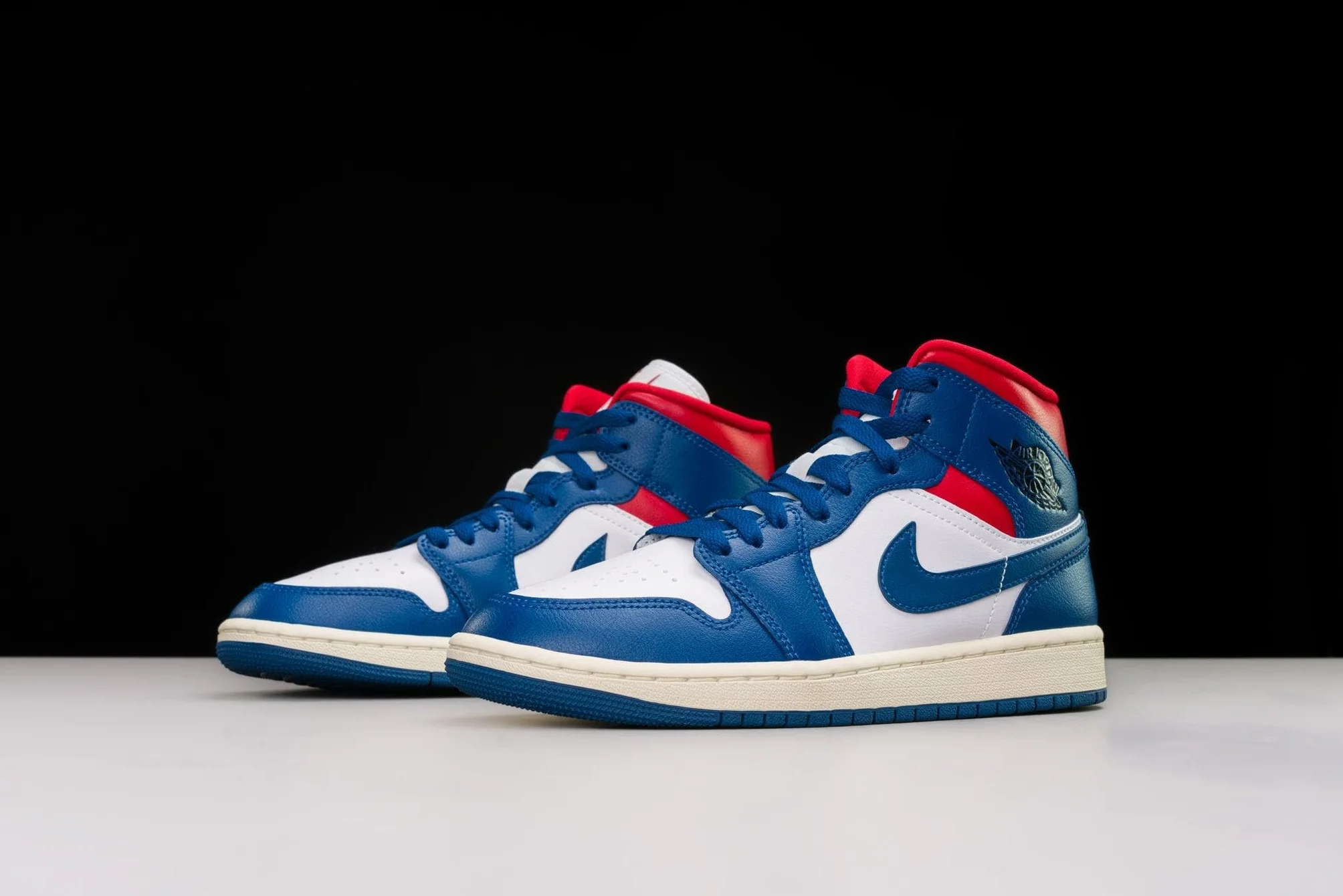 Air Jordan 1 Mid French Blue (Women's) BQ6472-146 38