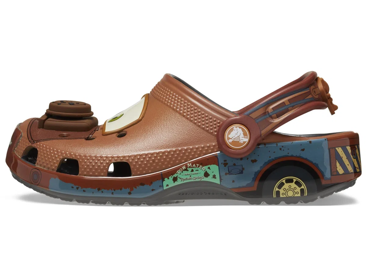 Crocs Disney Cars Mater Classic Clogs Obstrucción para niños Unisex