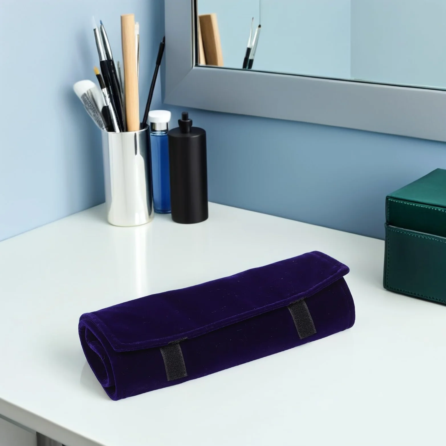 Toyvian Estuche Portátil de Terciopelo Azul Oscuro para Joyas, Organizador Rollo para Collares y Anillos Bolsa Enrollable Compacta para Viajes y Uso Diario
