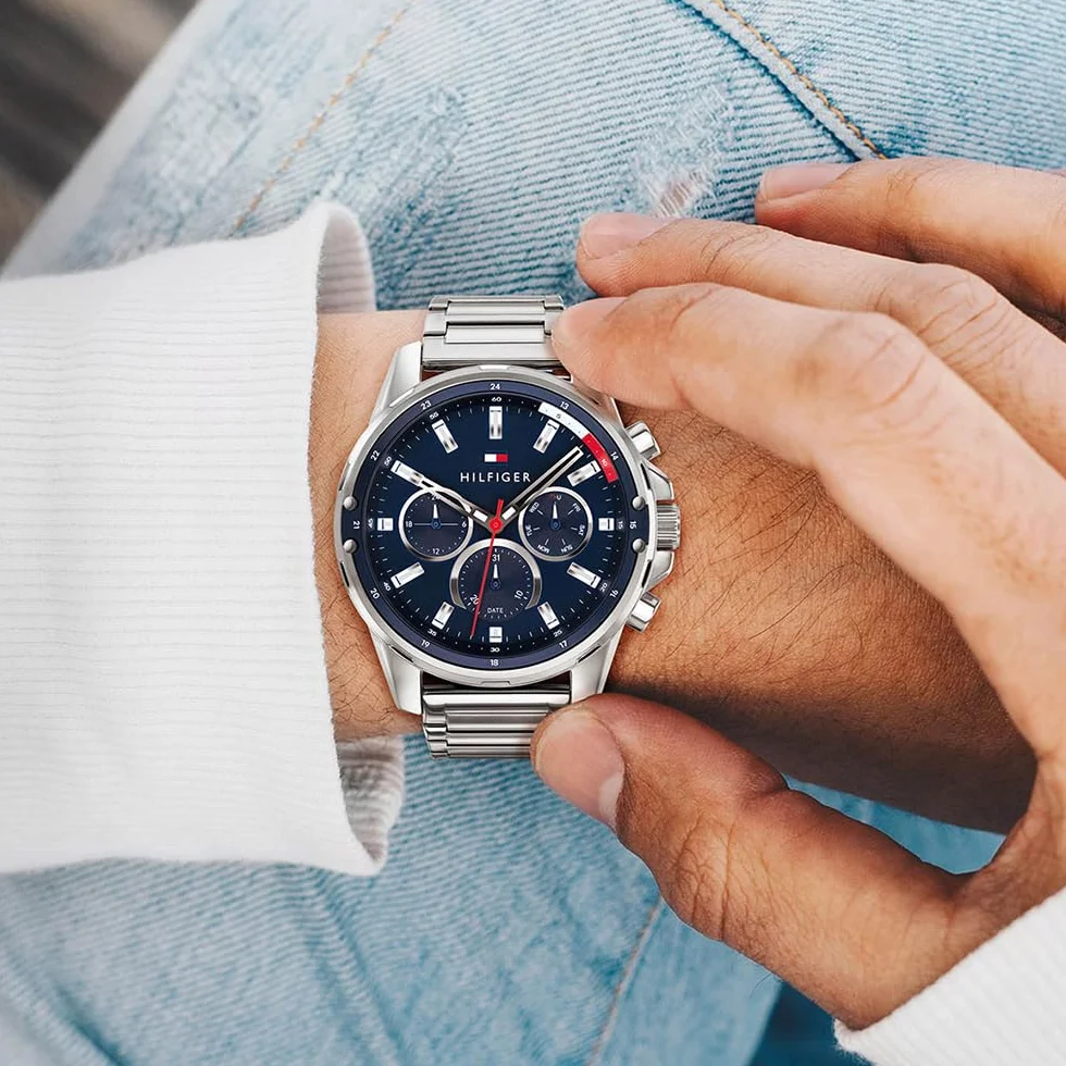 Tommy Hilfiger Reloj Analógico de Cuarzo Multifunción para Hombre con Correa en Acero Inoxidable o en Silicona