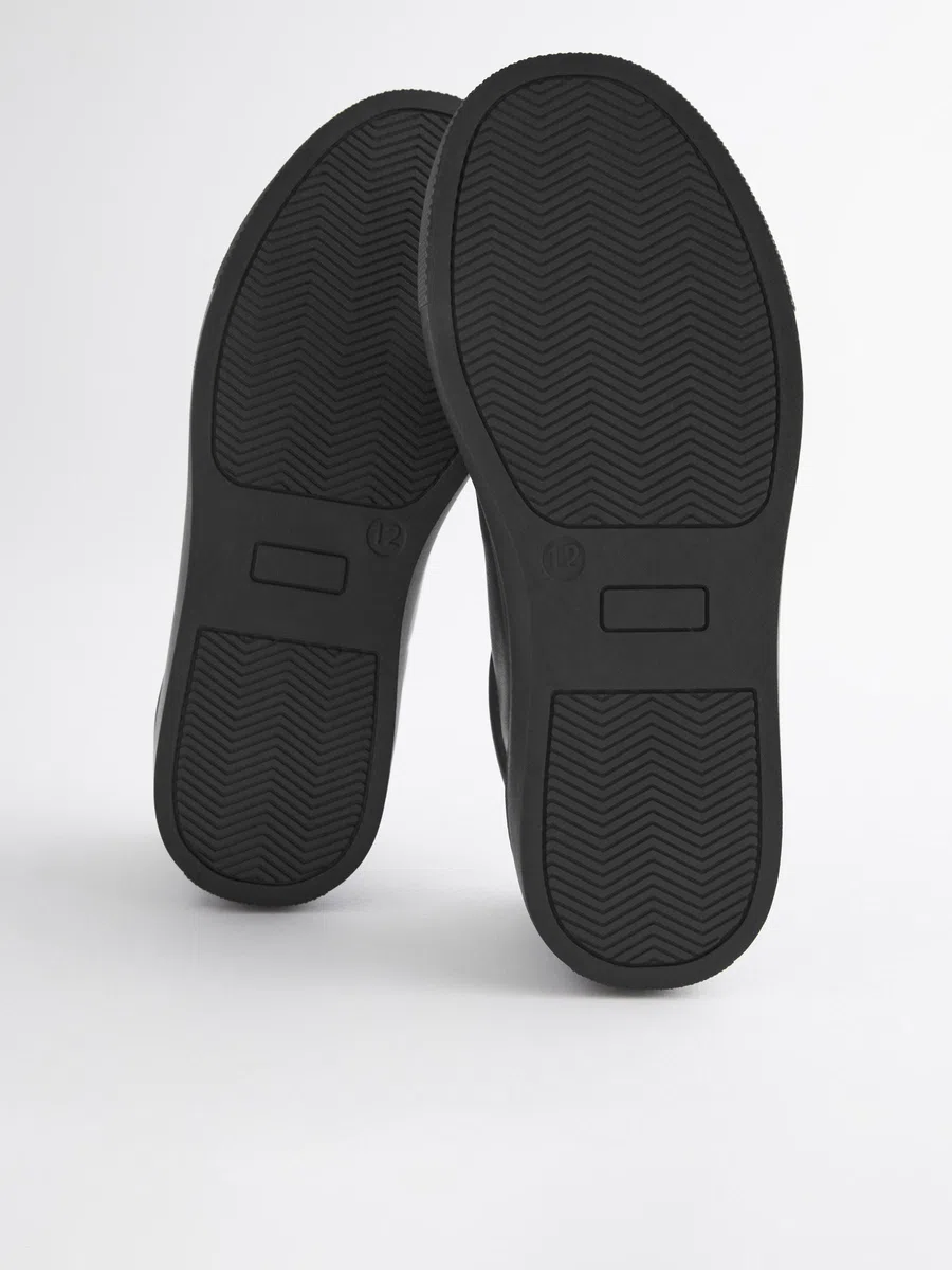NEXT Niños Zapatos Escolares con Cordones
