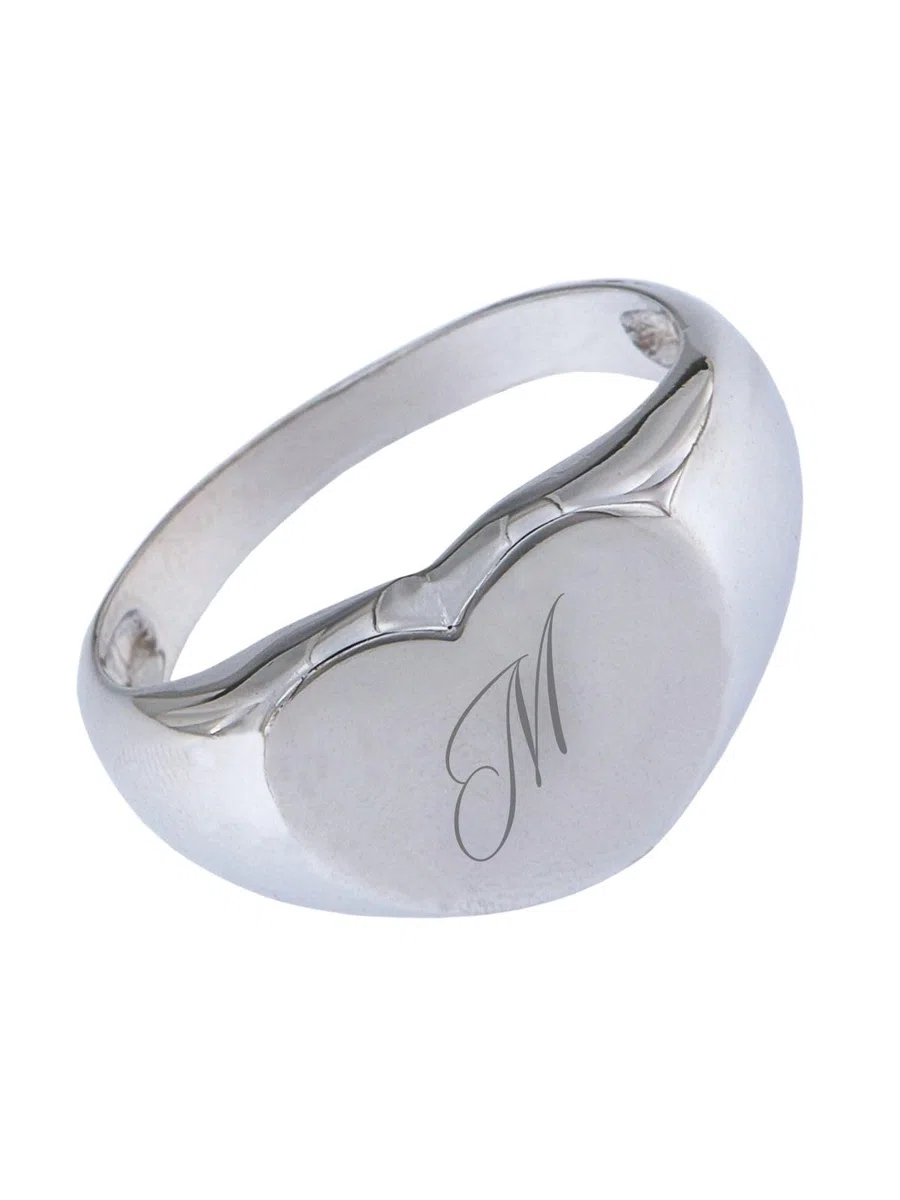 Anillo de Sello con Corazón y Inicial Grabada - Joyería Personalizada