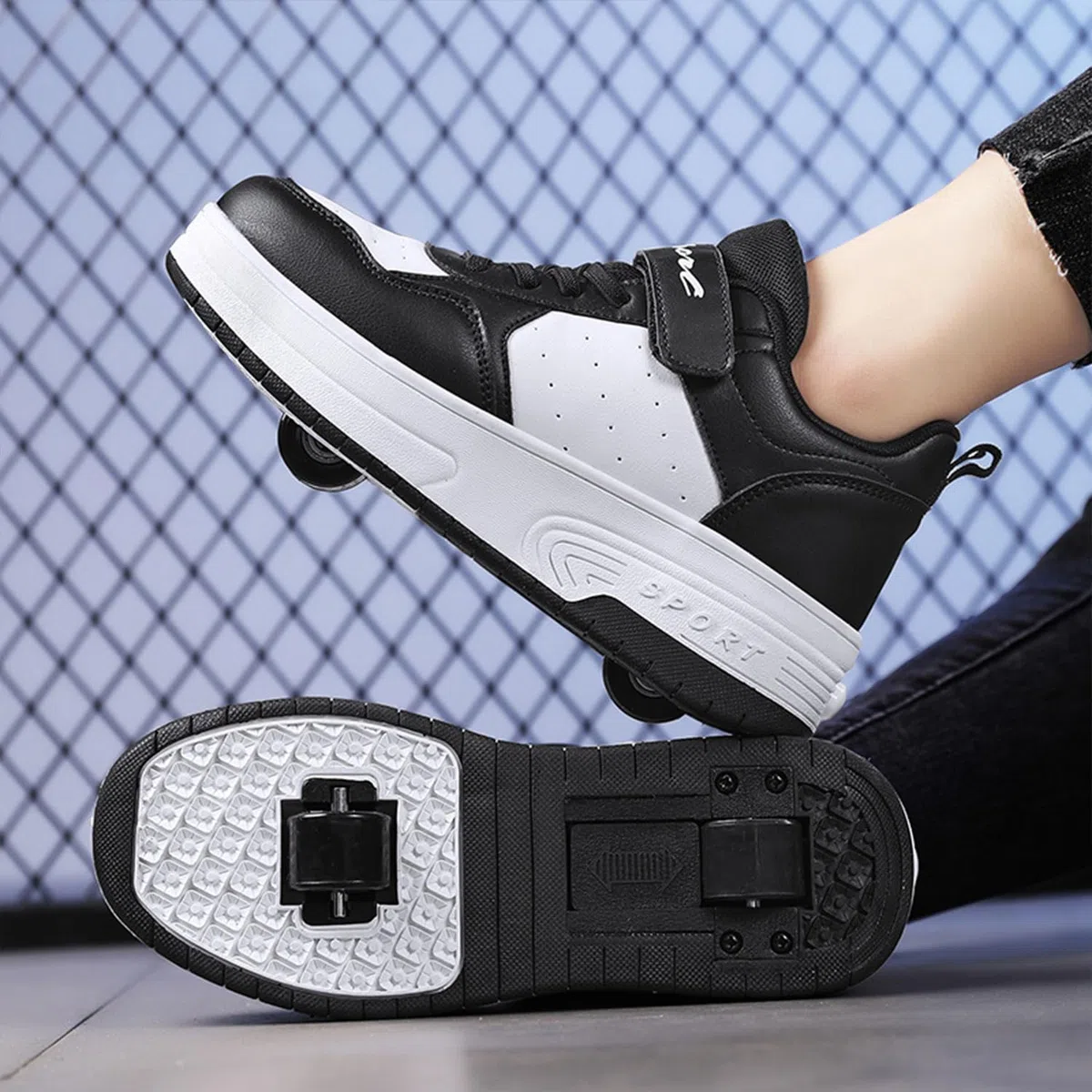 Niños Skateboarding Zapatos Doble Rueda Calzado Deportes de Exterior Gimnástico Sneakers Moda Zapatillas Regalo de cumpleaños para niños