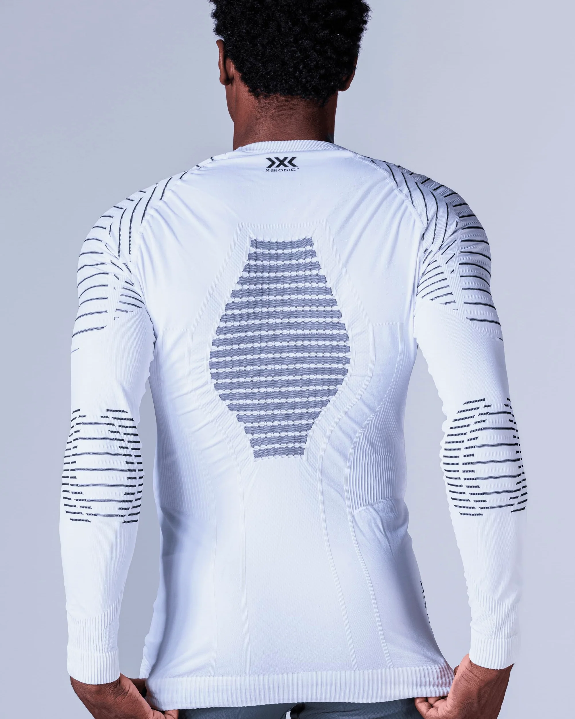 X-Bionic Invent 4.0 Shirt Round Neck Long Sleeves Men Capa De Base Camiseta Funcional Hombre