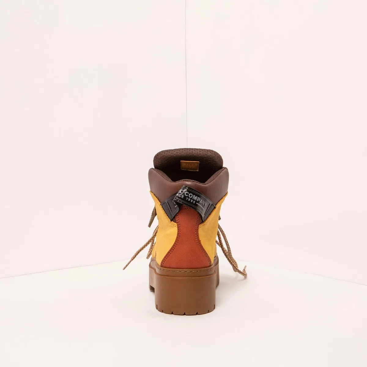 ART 1769 Leeds BotasMujer